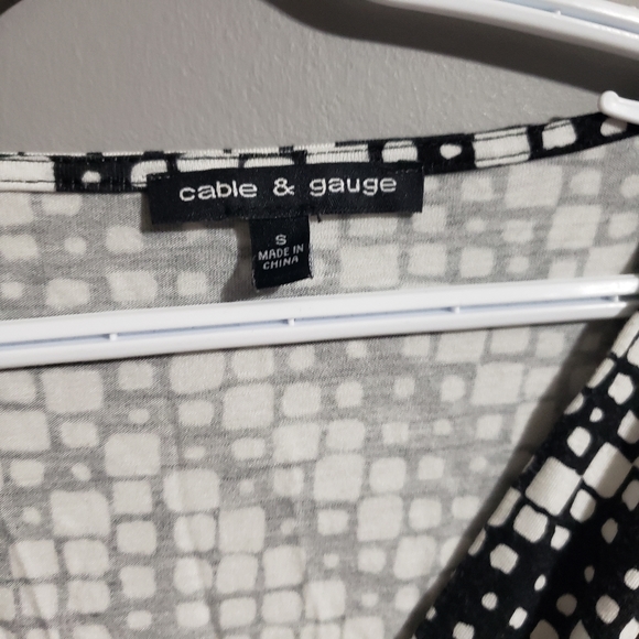 Cable and Guage geometric print long sleeve shirt size S - Picture 7 of 7